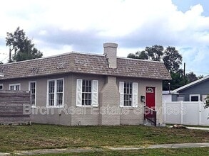 Building Photo - 4701 13th Ave S