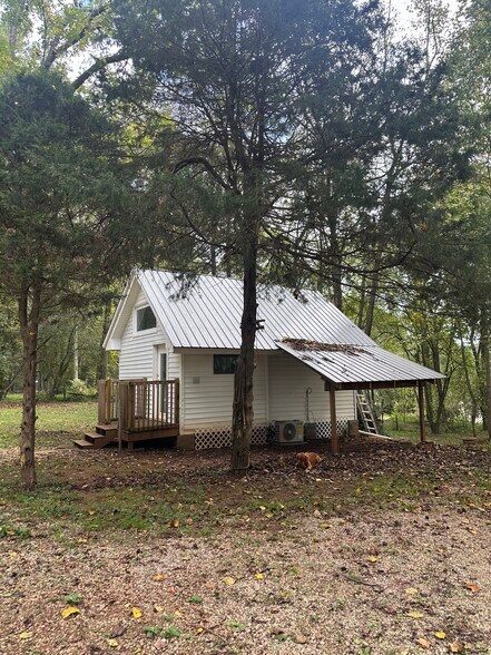 Building Photo - 3979 C Rogers Rd