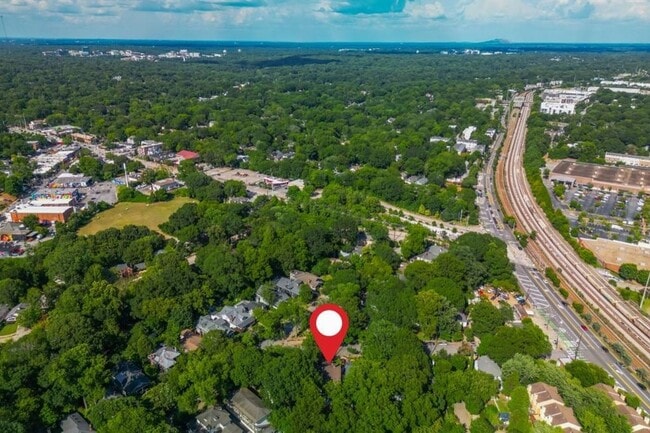 Building Photo - 242 Haralson Ave NE