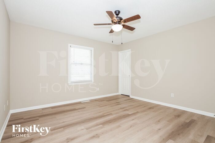 Building Photo - 2438 Amity Ave