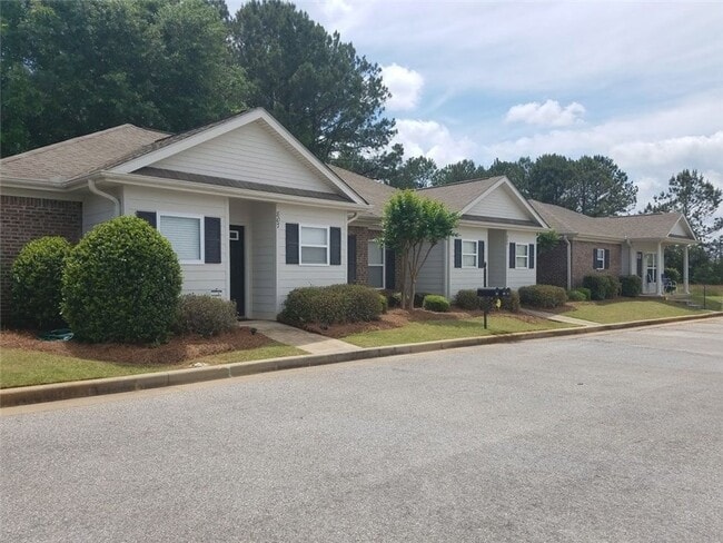 Building Photo - 807 Harvard Dr