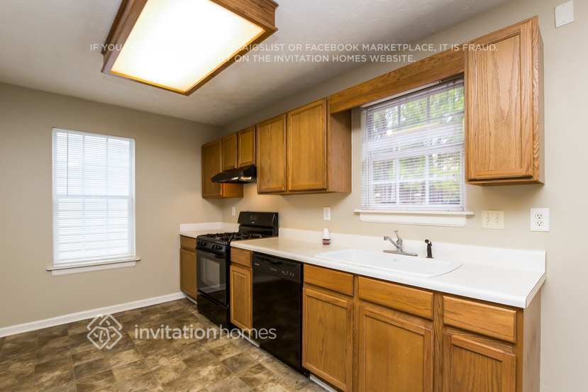 Building Photo - 195 Stadler Run