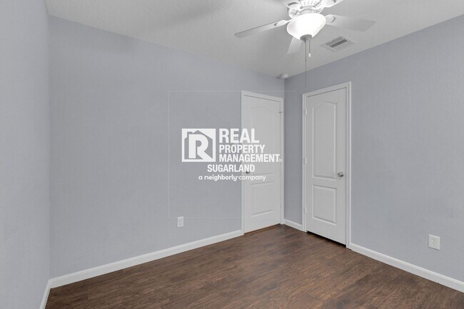 Building Photo - 16238 Ranchland Ln