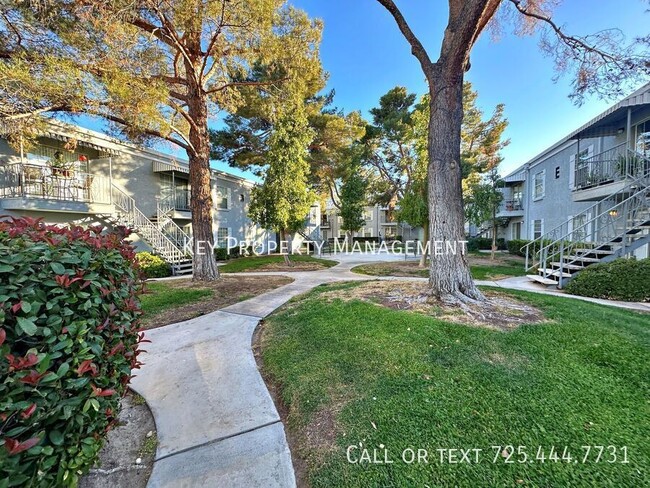 Building Photo - REMODELED 2 BEDROOM CONDO