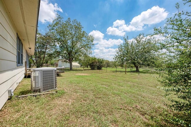 Building Photo - 3919 Caldwell Ln