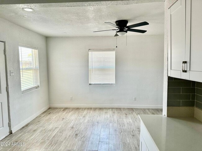 Building Photo - 6808 N 23rd Ave