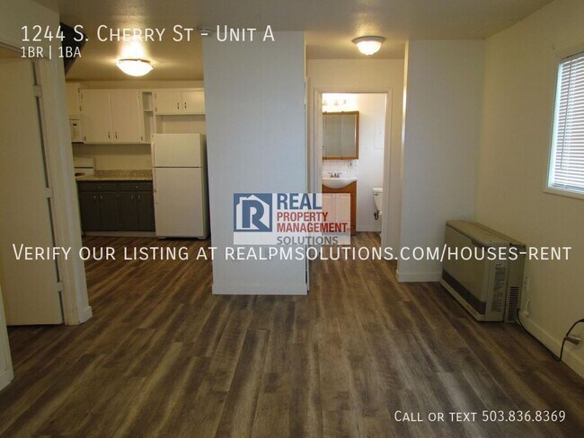 Building Photo - 1244 S Cherry St