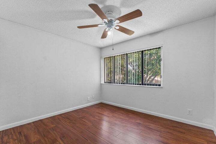 Building Photo - 1149 NW 13th St