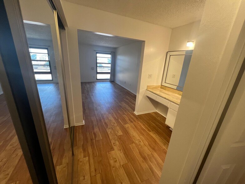 Building Photo - 7740 Redlands St