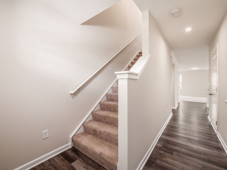 Building Photo - 448 Professional Parkway