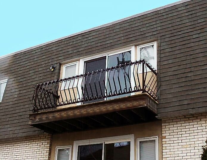 Building Photo - 6821 N Wolcott Ave