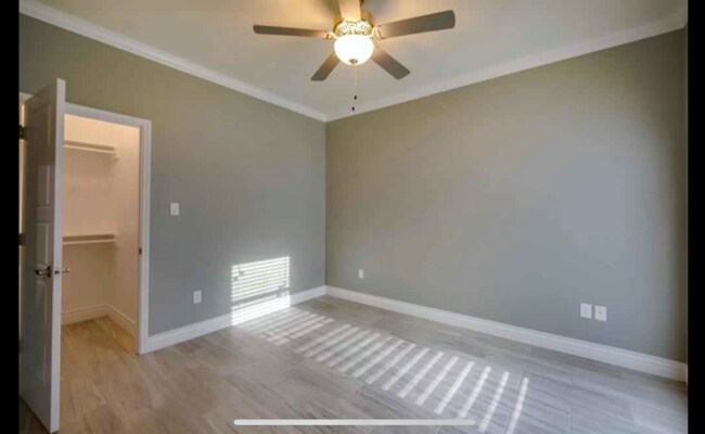 Building Photo - 5701 Bella Di Giorno Dr