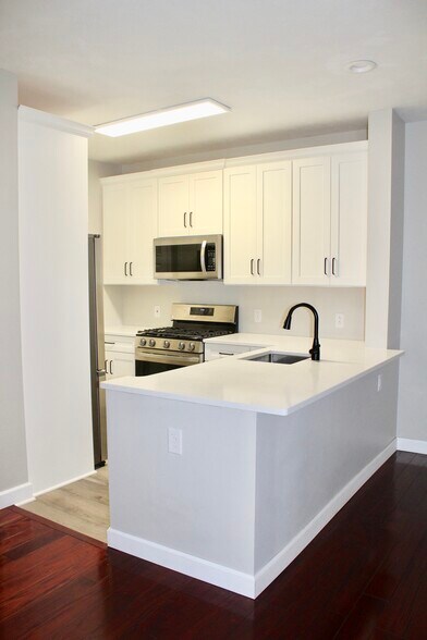 Building Photo - 1233 Eagle Pointe Dr