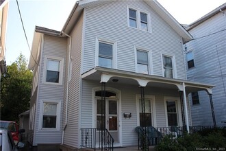 Building Photo - 34 Cottage St