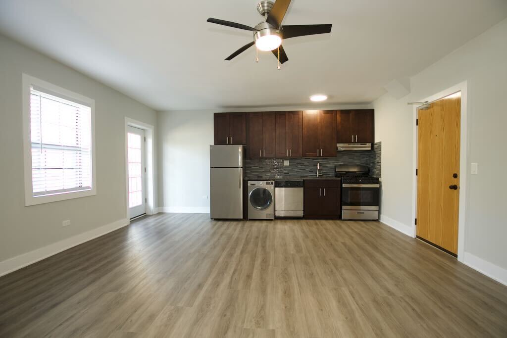 Building Photo - 730 Judson Ave