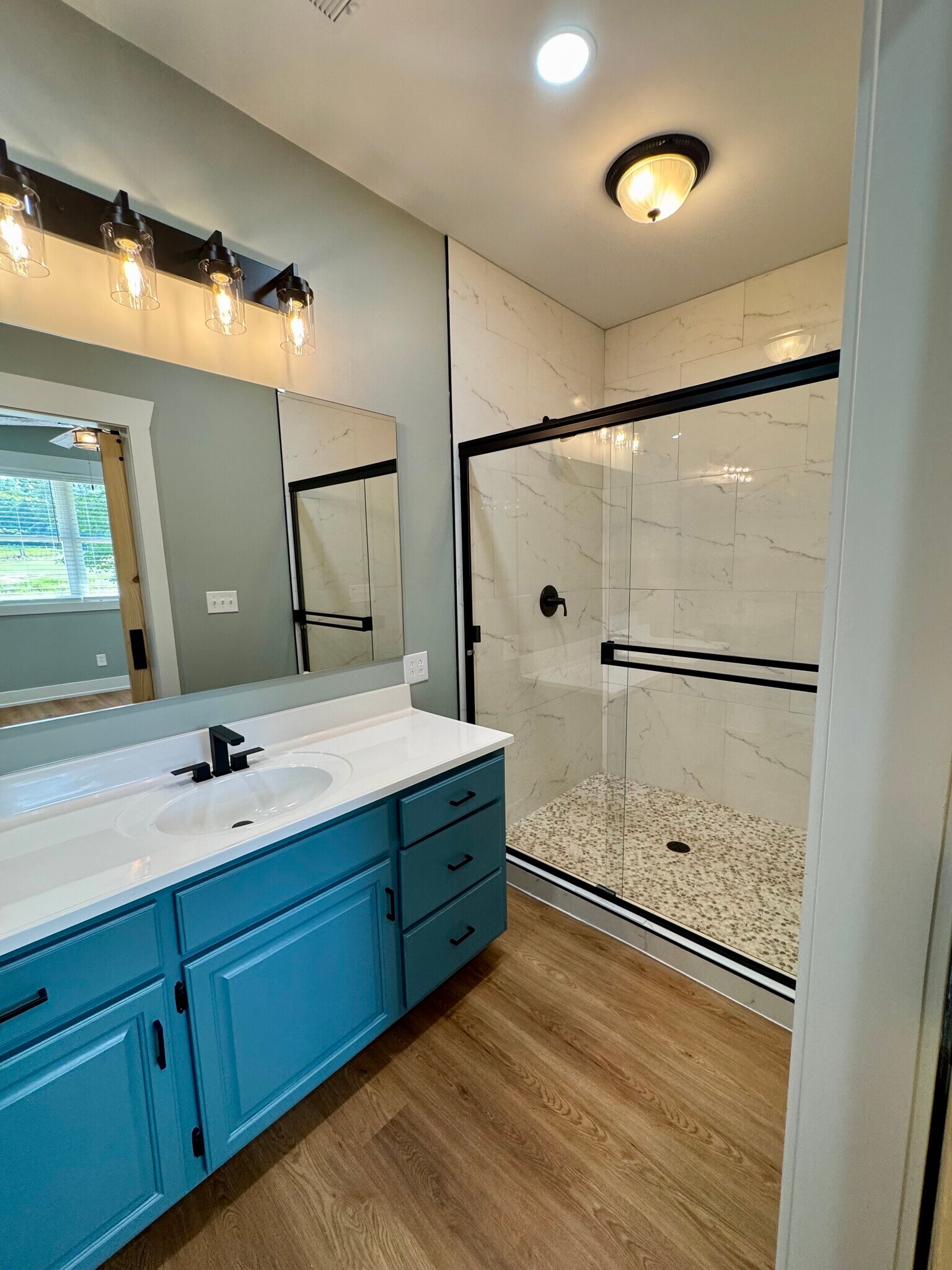 Master bath, walk-in shower - 3838 County Road 222