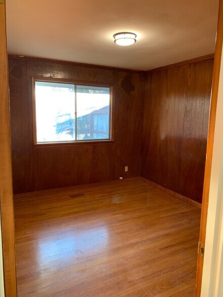 Building Photo - 3618 Sunrise Terrace