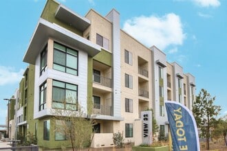Building Photo - View 32