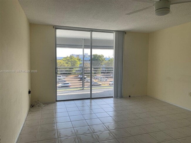 Building Photo - 3750 NE 170th St