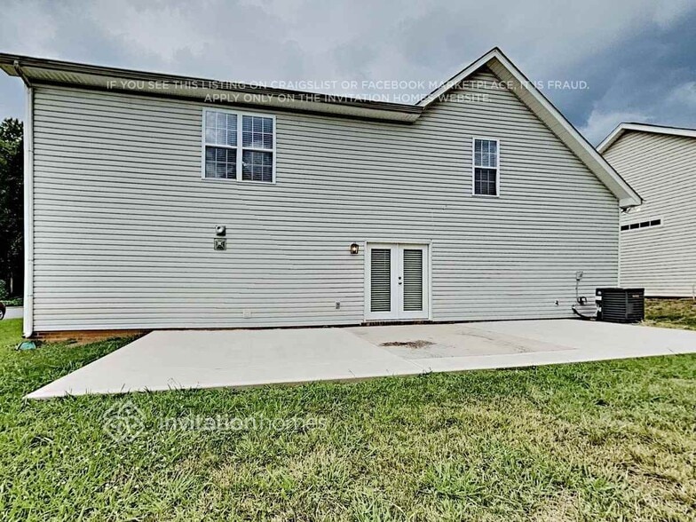 Building Photo - 3418 Ann Franklin Ct