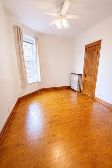 Building Photo - 2729 W Hirsch St