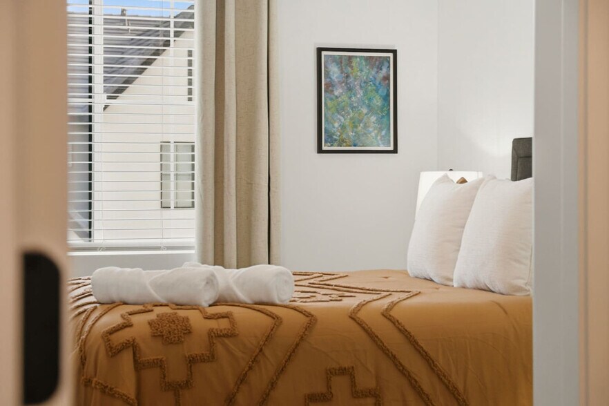 Building Photo - 1706 Ripple Rock Dr