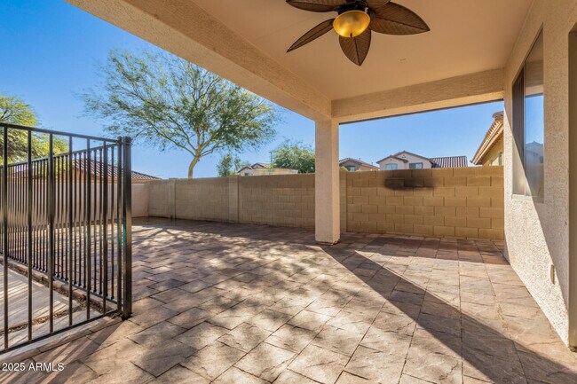 Building Photo - 40809 N Raleigh Ct