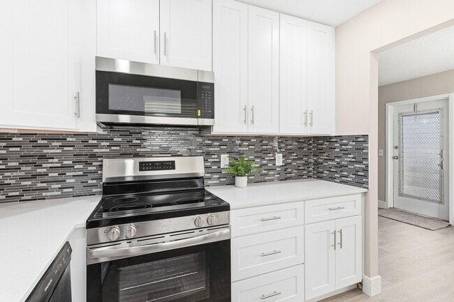 Building Photo - 141 Brittany Terrace