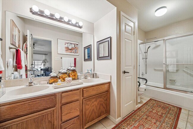 Building Photo - 16814 Chapel Pines Dr