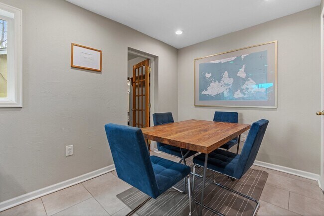 Building Photo - Wonderful Sloan's Lake Home