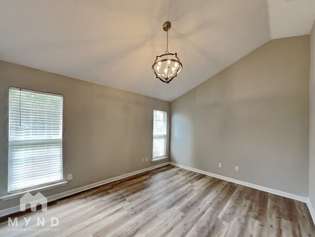 Building Photo - 2706 Dry Well Cove