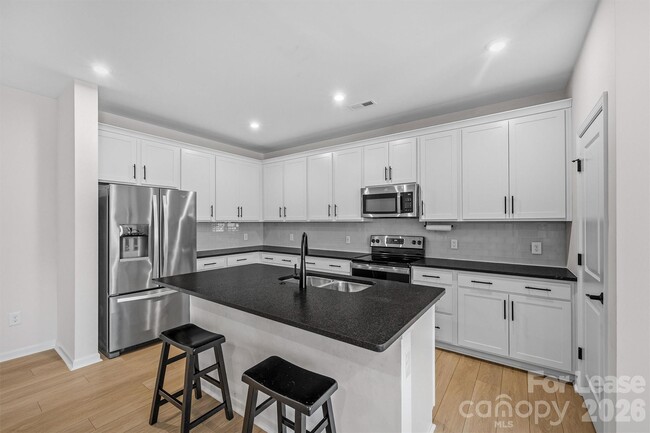 Building Photo - 217 Brks Spgs Dr