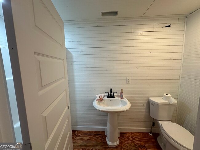 Building Photo - 1318 Lincolnton Hwy