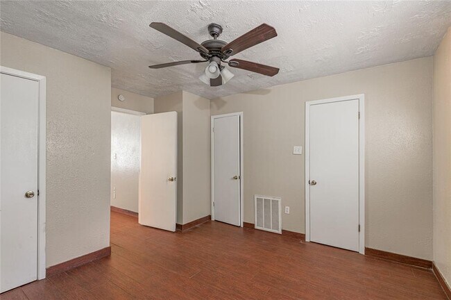 Building Photo - 760 Cline St