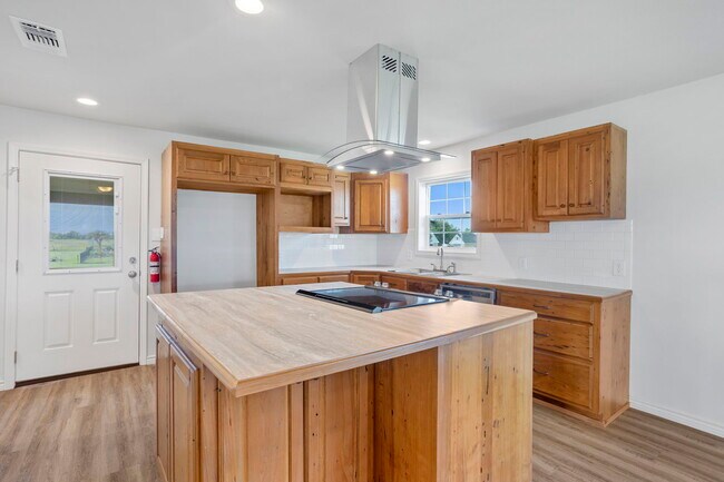 Building Photo - 241 Hebert Camp Rd