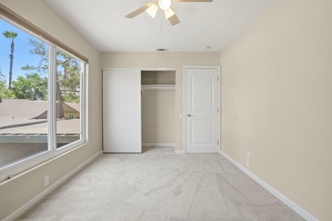 Building Photo - 8879 Hillery Dr