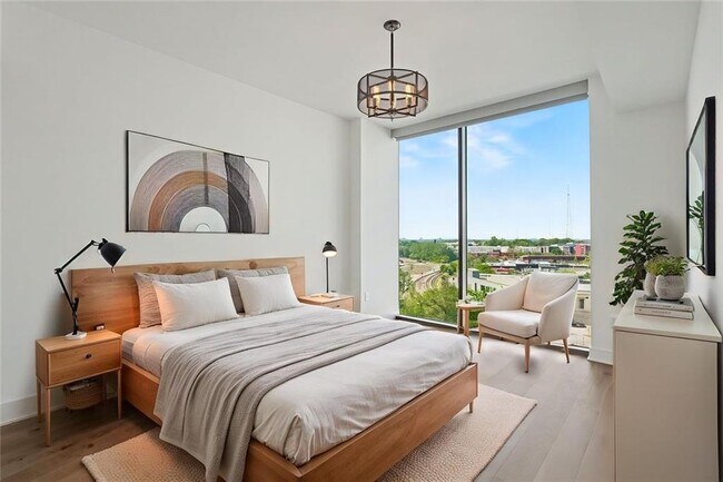 Building Photo - 788 West Marietta St NW