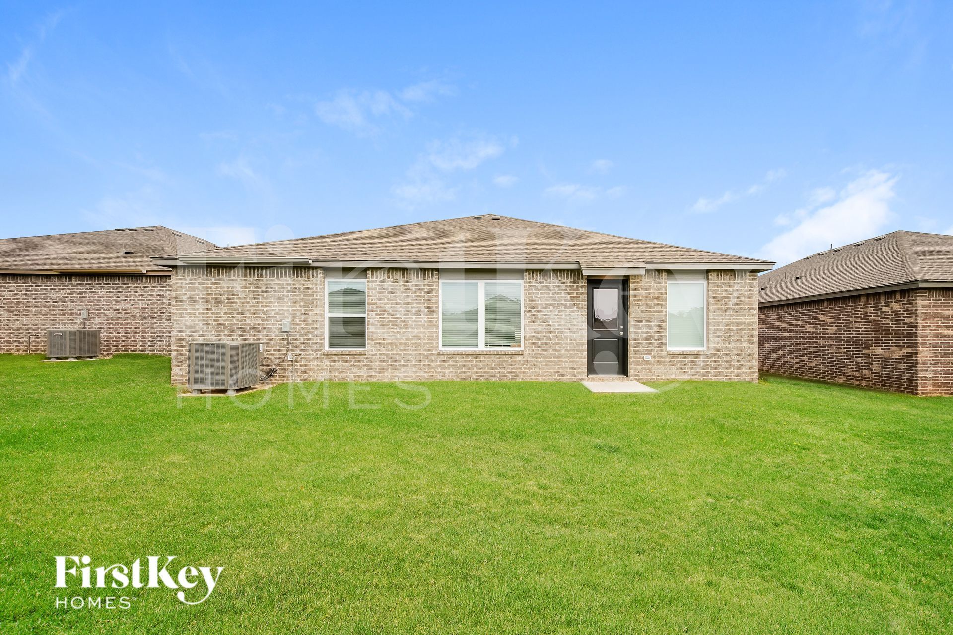 Building Photo - 433 Labelle Ln