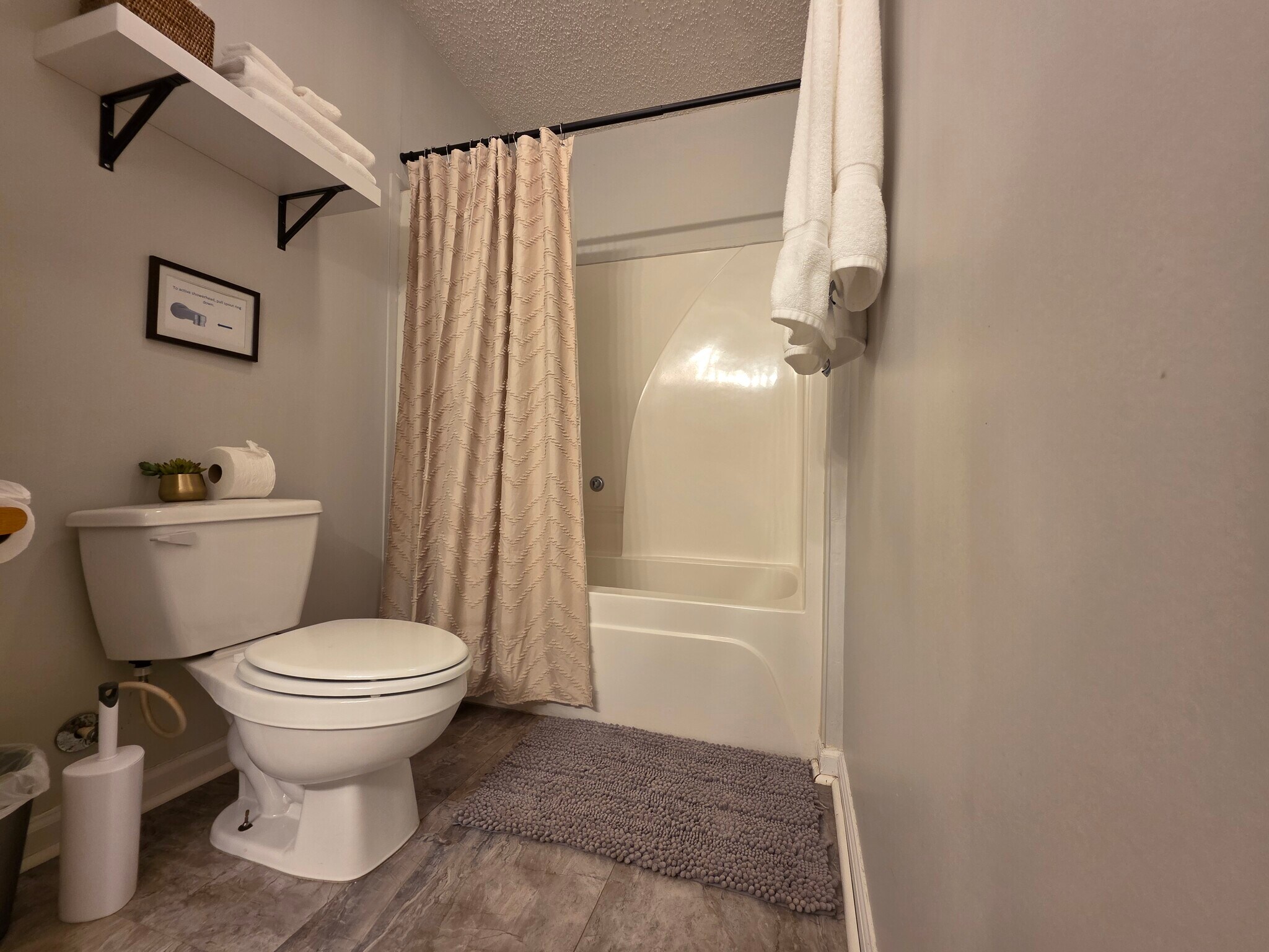 Bathroom - 3664 Augusta Springs Dr
