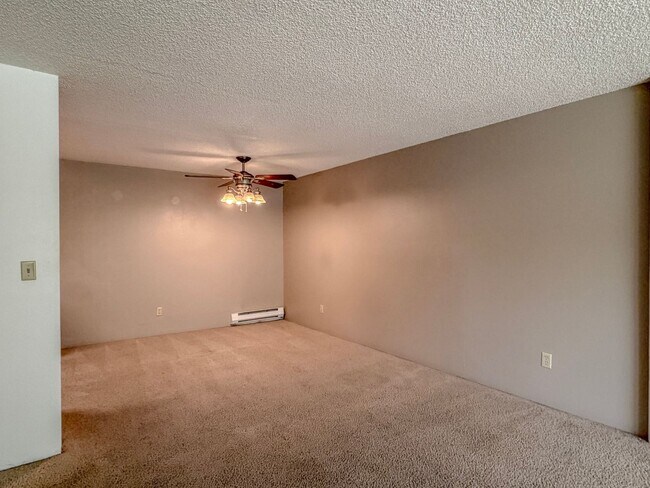Building Photo - 2bd/2bth Condo Located Near Northgate Station, $1,800/mo.
