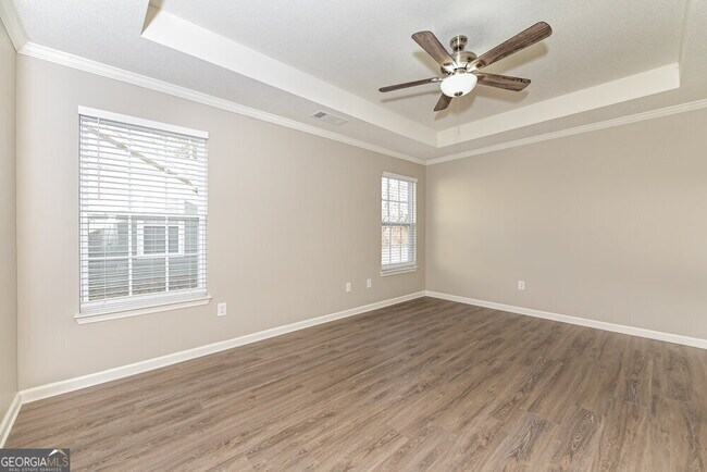 Building Photo - 8560 Guthrie Dr