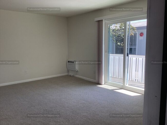 Building Photo - Newly remodeled 1 bedroom minutes from downtown