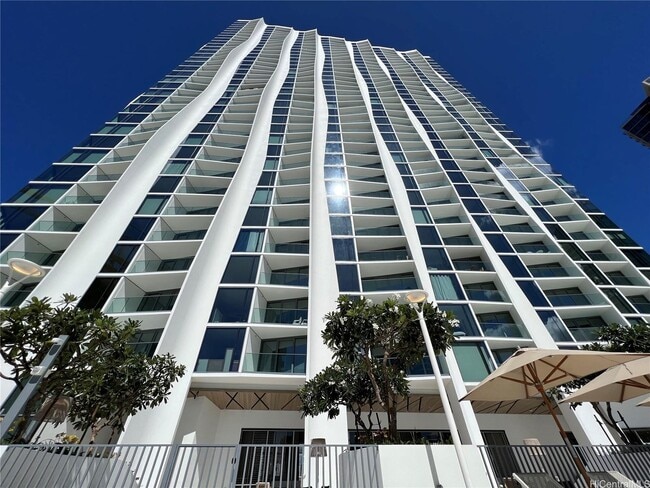 Primary Photo - 1000 Auahi St