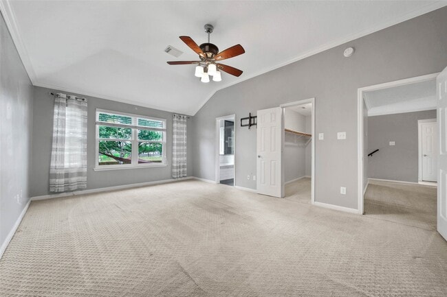 Building Photo - 16731 Creek Trail