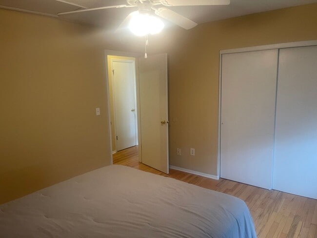 Building Photo - ? Now Leasing in Hanahan! ? 2 Bed • 2 Full...