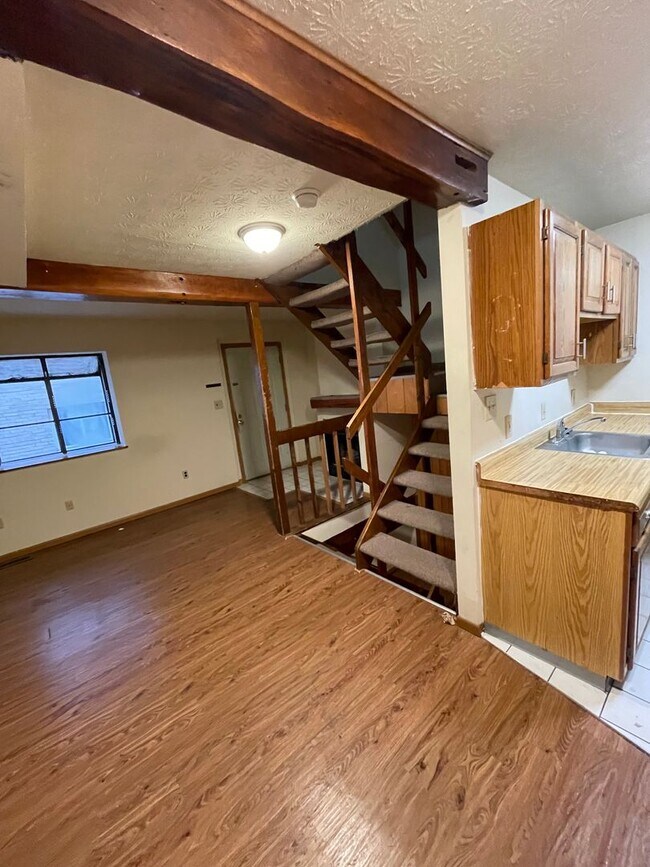 Building Photo - 64-70 Chittenden Avenue