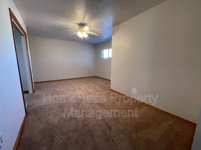 Building Photo - 2600 Cliffside Dr