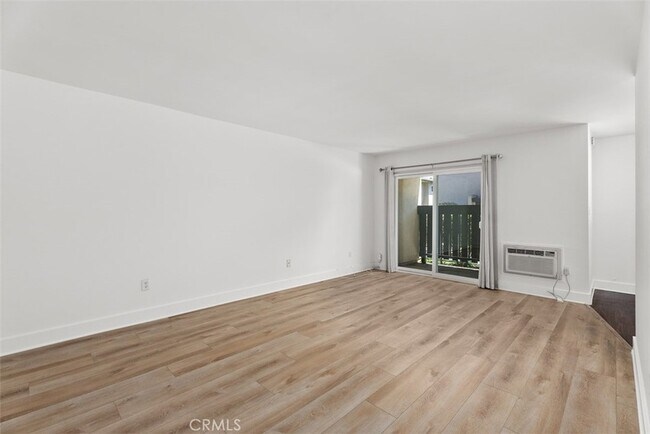Building Photo - 12200 Montecito Rd