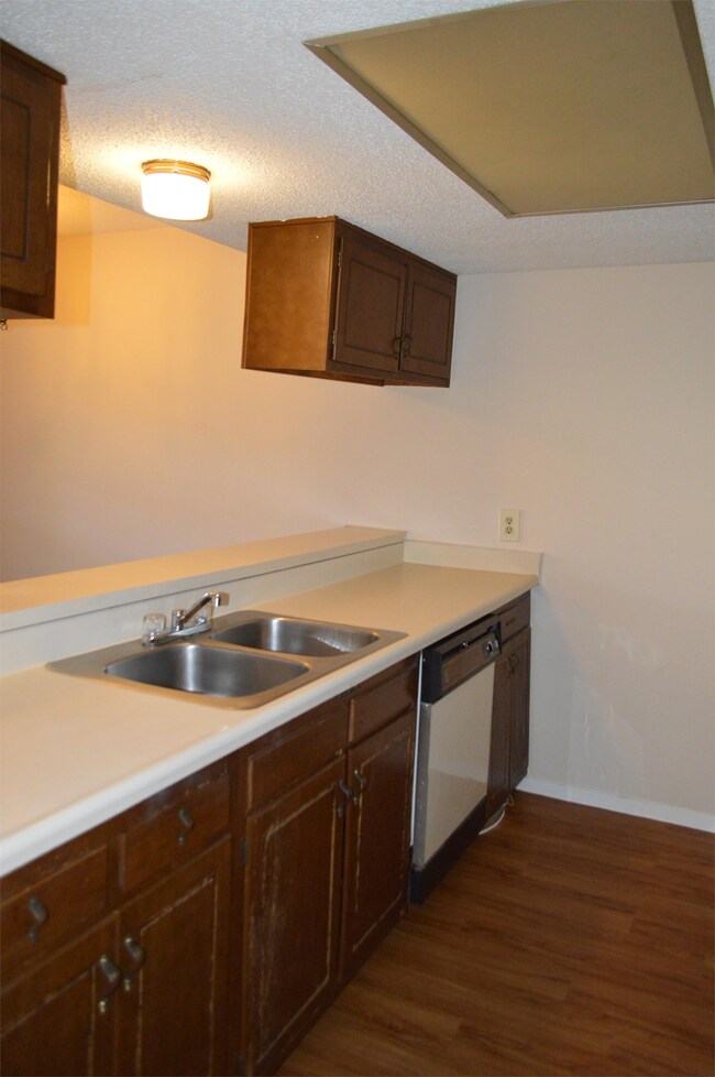 Building Photo - 3426 Willowrun Dr