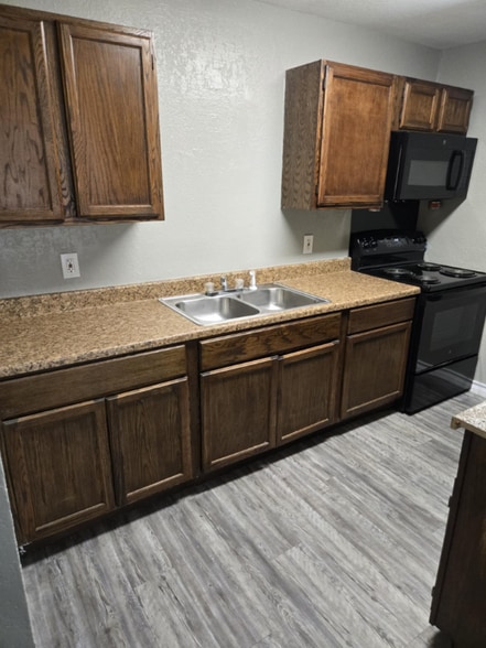 Building Photo - 1014 Ware Blvd